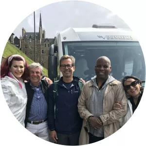 Celebrity 5 Go MotorhomingSince 2017 - TV program