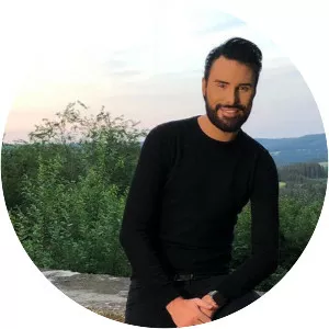 Celebrity Ghost Hunt: Haunted Holiday - TV program