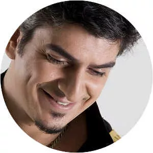 Cem Özkan - Singer-songwriter