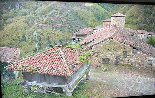 Cementerio parroquial de Bandujo - Cemetery in Bandujo, Spain