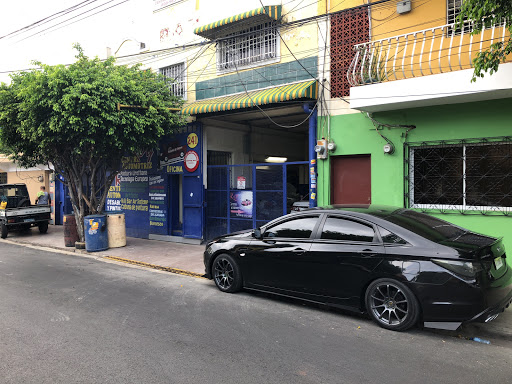 Centro Automotrix ROY