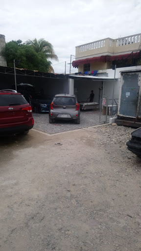 Centro automotriz Elvys - Auto machine shop in Santo Domingo Este, Dominican Republic
