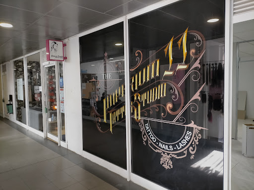 Centro Comercial Mafavis - Shopping mall in Valbom, Portugal