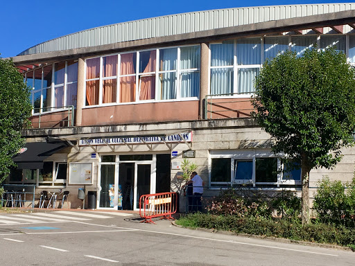 Centro Cultural Deportivo Candean - Performing arts theater in Spain