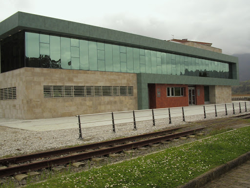 Centro de Salud de Ribadesella - Public medical center in Ribadesella, Spain