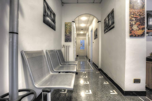 Centro Oftalmico Genovese - Prosthodontist in Genoa, Italy