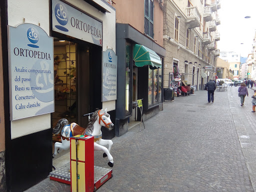 Centro Presidi Ortopedici - Orthopedic shoe store in Genoa, Italy