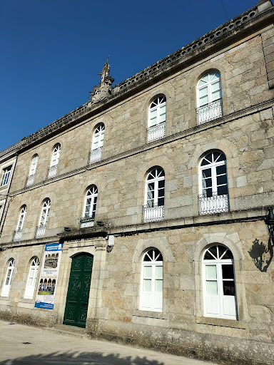 Centro Privado de Ensino Seminario Menor Diocesano San Paio - Private educational institution in Tui, Spain