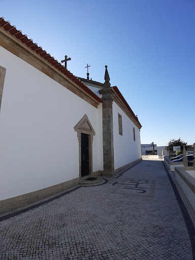 Centro Social E Paroquial De Labruge - Social welfare center in Labruge, Portugal
