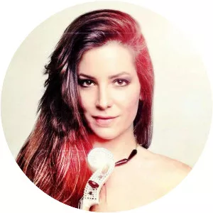 Ceren Aksan Musician