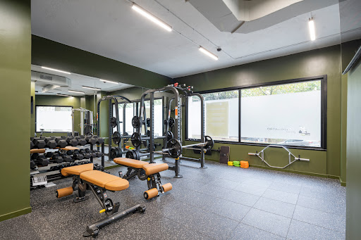 CEROCUATRO FITNESS - Gymnastics center in A Coruna, Spain