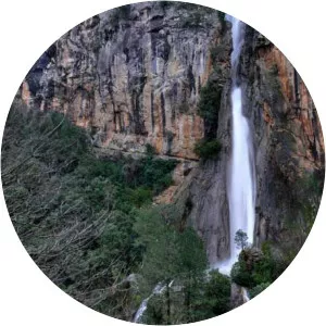 cerrada de elías cascada de linarejos