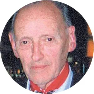 César A. García Belsunce