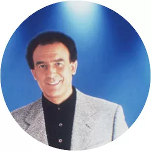 César Antonio Santis