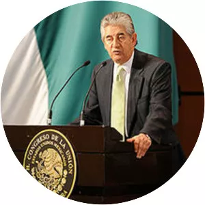 César Augusto Santiago