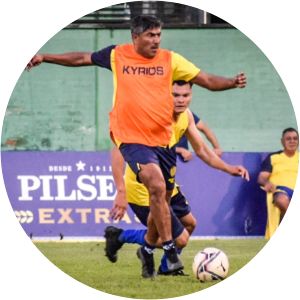 César Cáceres Cañete