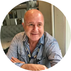 César E. Trasobares