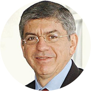 César Gaviria photograph