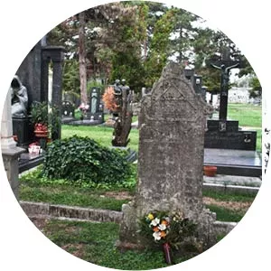 Cesira Ferrari - Singer