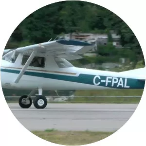Cessna 150 - Touring plane