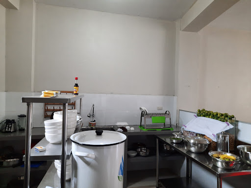 Cevicheria Tres Ruedas - Restaurant