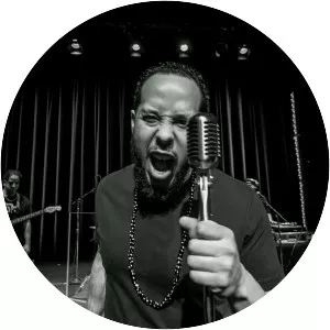 Chachi Carvalho - Musical artist