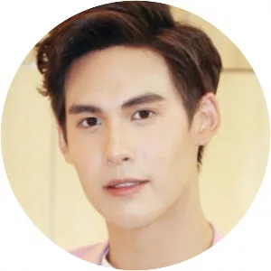 Chanakan Poonsiriwong - Thai actor