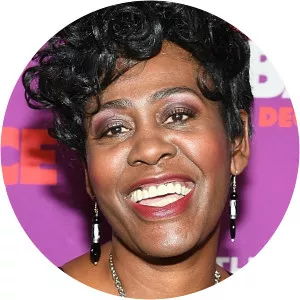 Chandra Currelley-Young