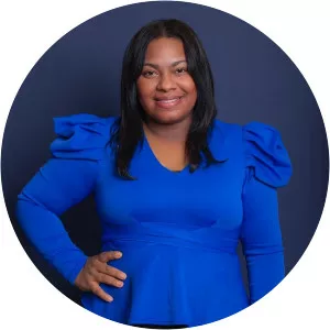 Chanel Nova - Singer