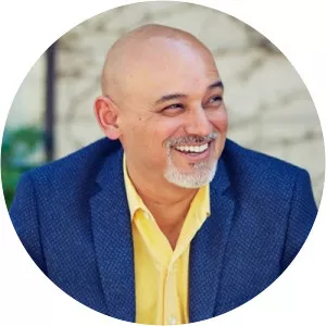 Charles Araujo - Author