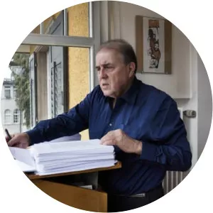 Charles Linsmayer - Literary critic