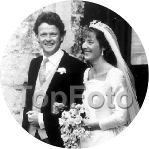 Charles Vincent Ellingworth - Lady Amanda Ellingworth's husband