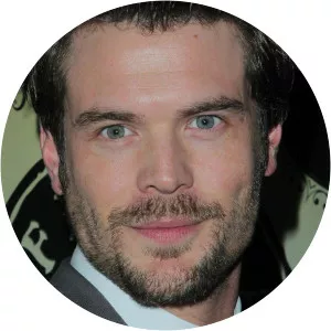 Charlie Weber