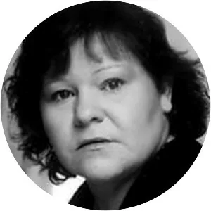 Charlotte Barker - Actress