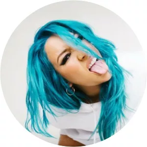 Charlotte Sands - Singer