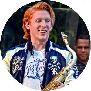 Chase Huna - Musical artist