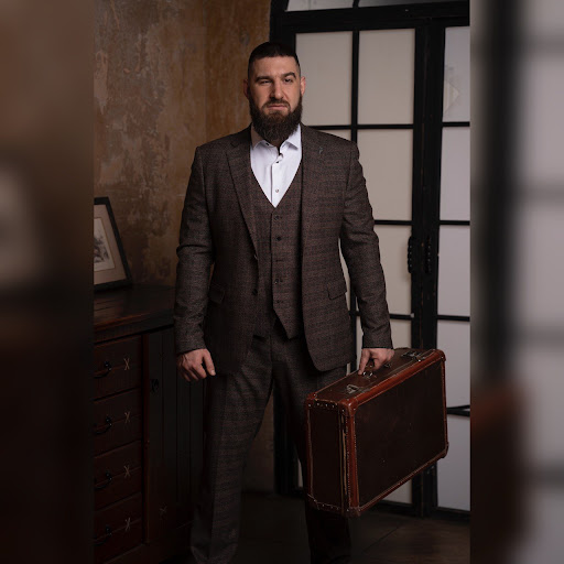 Chastnyy Detektiv Maksim Zabolotnyy