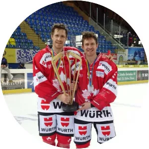 Chay Genoway - Ice hockey defenceman