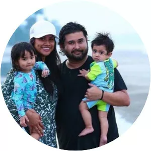 Che Puan Khaleeda Bustamam