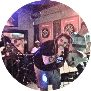 Cheezy & the Crackers - Musical artist