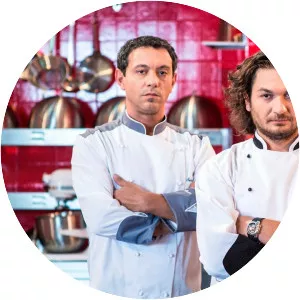 Chefi la Cutite - TV program