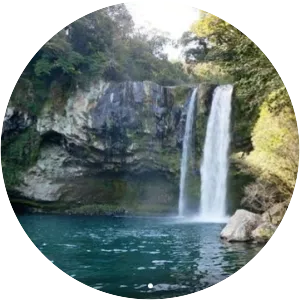 Cheonjiyeon Waterfall