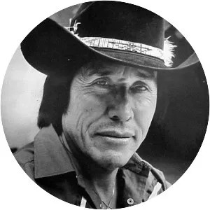 Chesley Goseyun Wilson - Singer