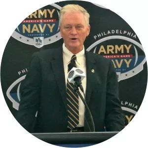 Chet Gladchuk Jr. - Former american football player