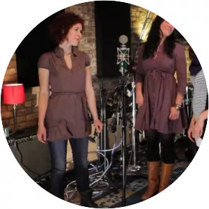 Chic Gamine - Musical group