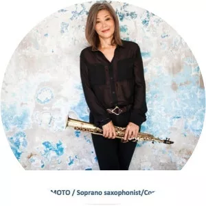 Chika Asamoto photograph