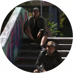 Chilenos MCs - Musical group