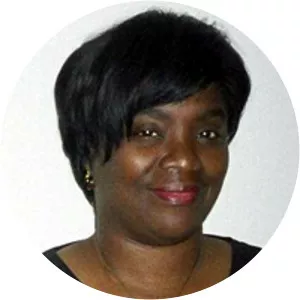 Chinelo Achebe - Chinua Achebe's daughter