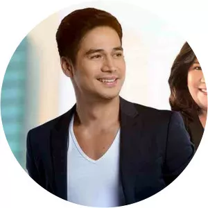 Chiqui Pascual - Piolo Pascual's sister