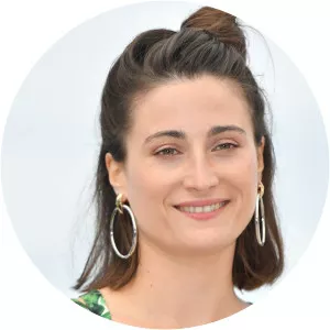 Chloé Astor - Actress